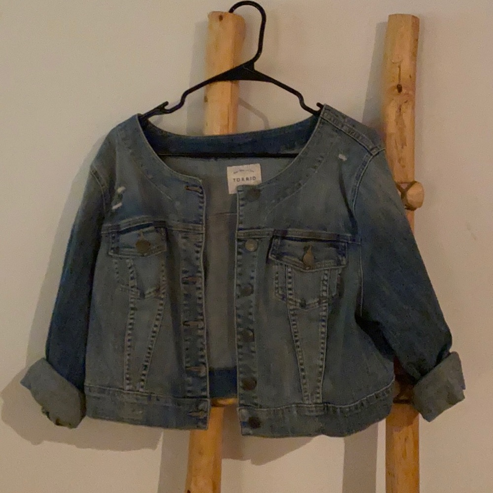 Torrid Size 2 Cropped Distressed Denim Jacket